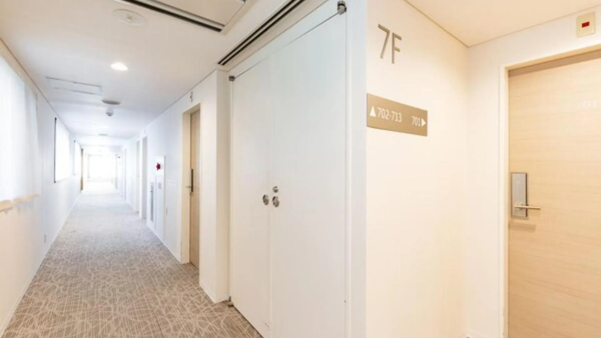 The One Five Fukuoka Tenjin - Vacation Stay 40118V Hotel